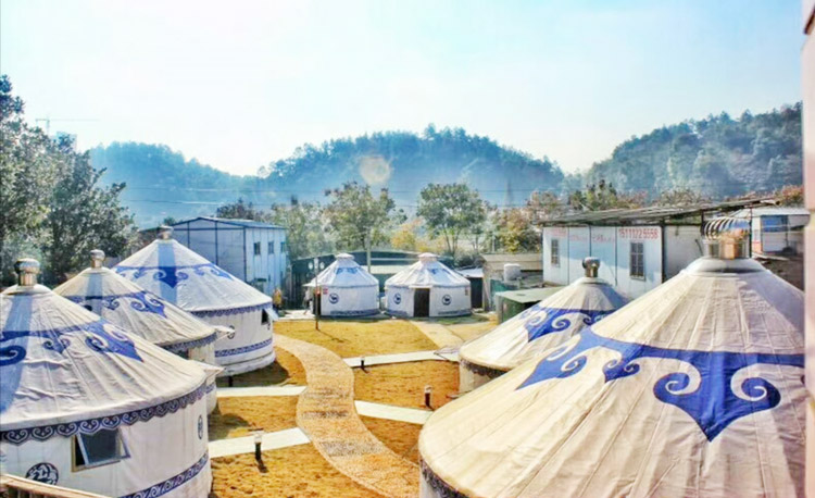 长沙市岳麓区吴品餐馆,长沙烤全羊,烤鸡,烤鸭,烤兔,烤猪